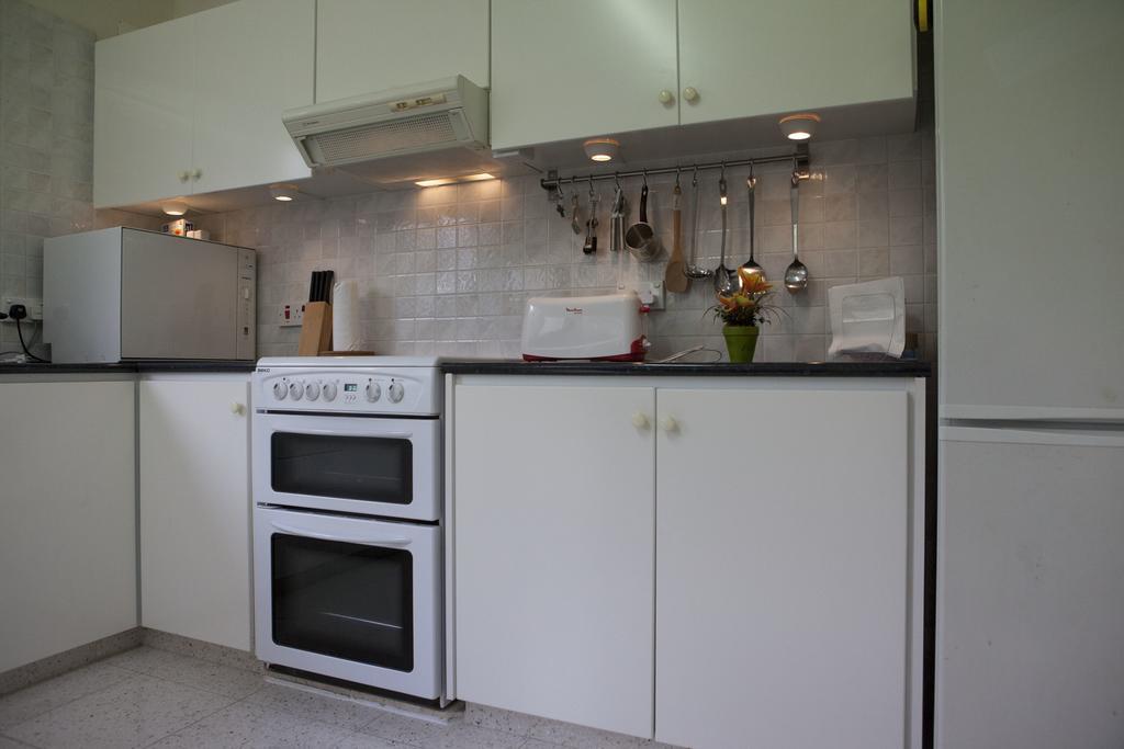 The Marilouize Apartment Peyia Room photo