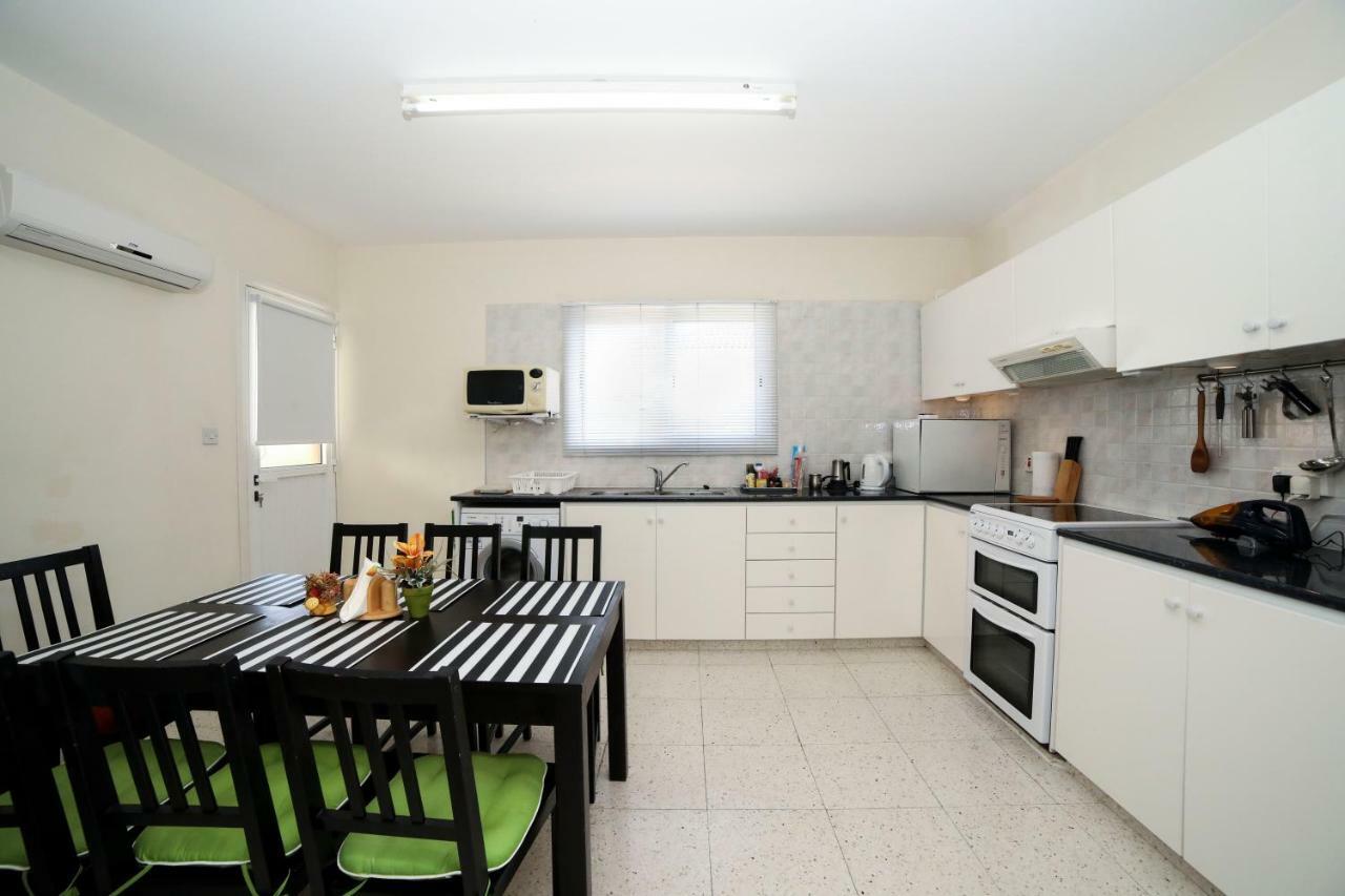 The Marilouize Apartment Peyia Exterior photo
